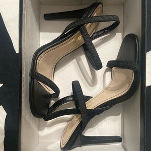 Lulus size 6 strap heels